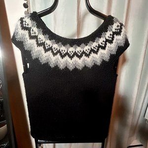 Icelandic Modern Vest: from The Handknitting Association of Iceland. Small.